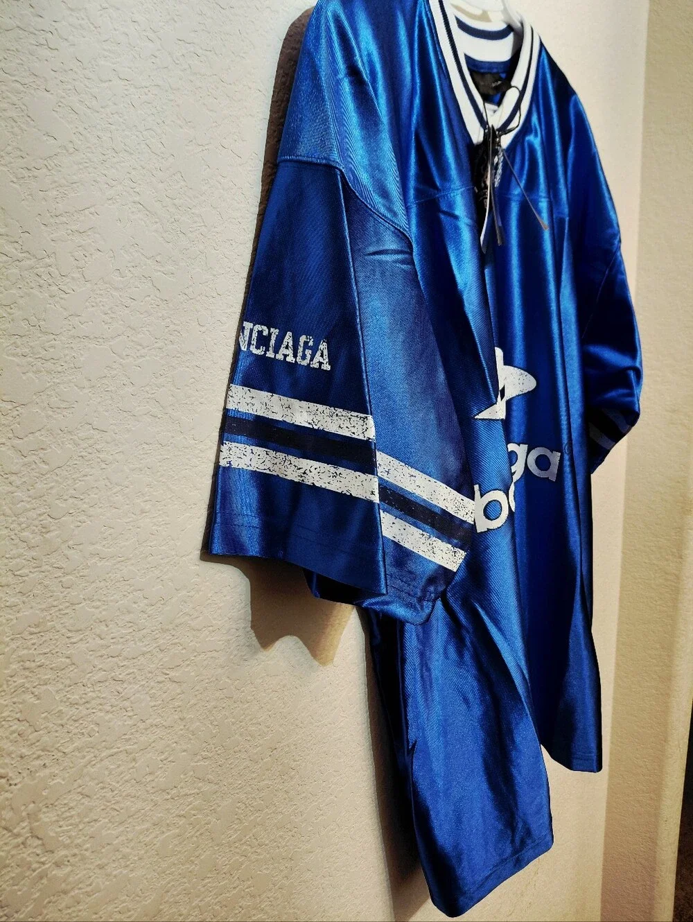 Authentic Balenciaga 3B Blue Logo Athletic Shiny Jersey with White Trim Large - Picture 4 of 10